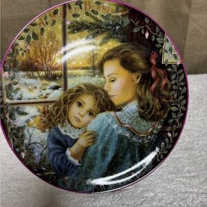 “A sister‘s warmth”  plate 8”